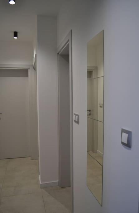 Modern City Center 2 Bedroom Apartment Sofia Exterior photo